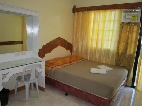 Golden Stallion Suites Cagayan de Oro Ngoại thất bức ảnh