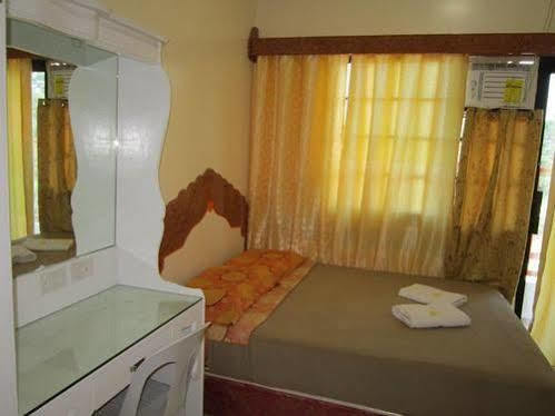 Golden Stallion Suites Cagayan de Oro Ngoại thất bức ảnh